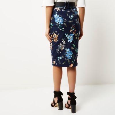 Navy belted pencil skirt